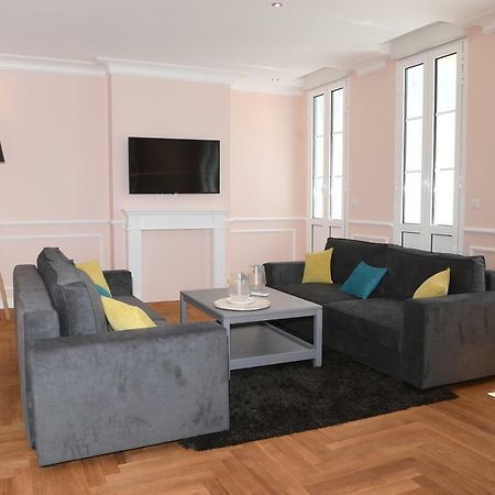 شقة Libourne Hyper Centre A Deux Pas De Saint Emilion المظهر الخارجي الصورة